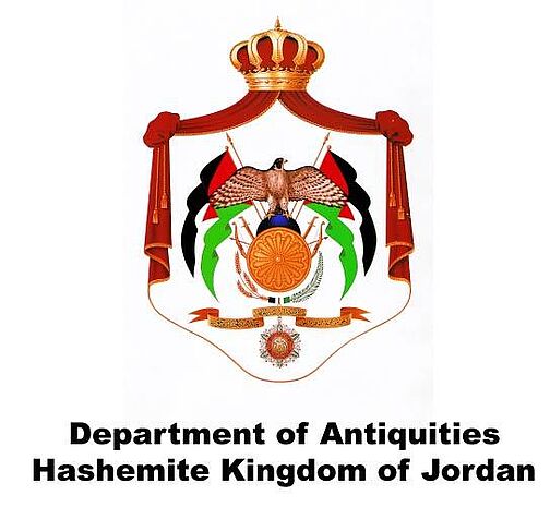 Logo des joranischen Department of Antiquities (© DOA)